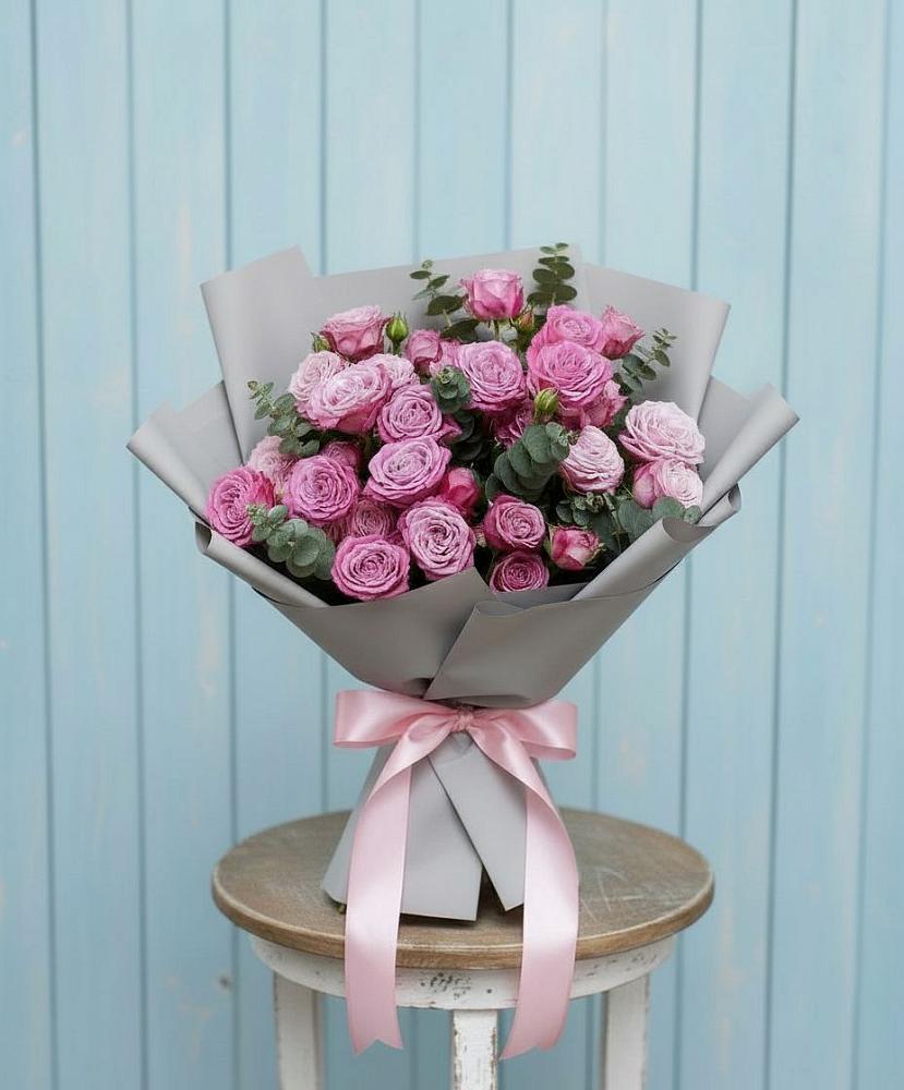 Букет цветов из: Розы в Приозерске