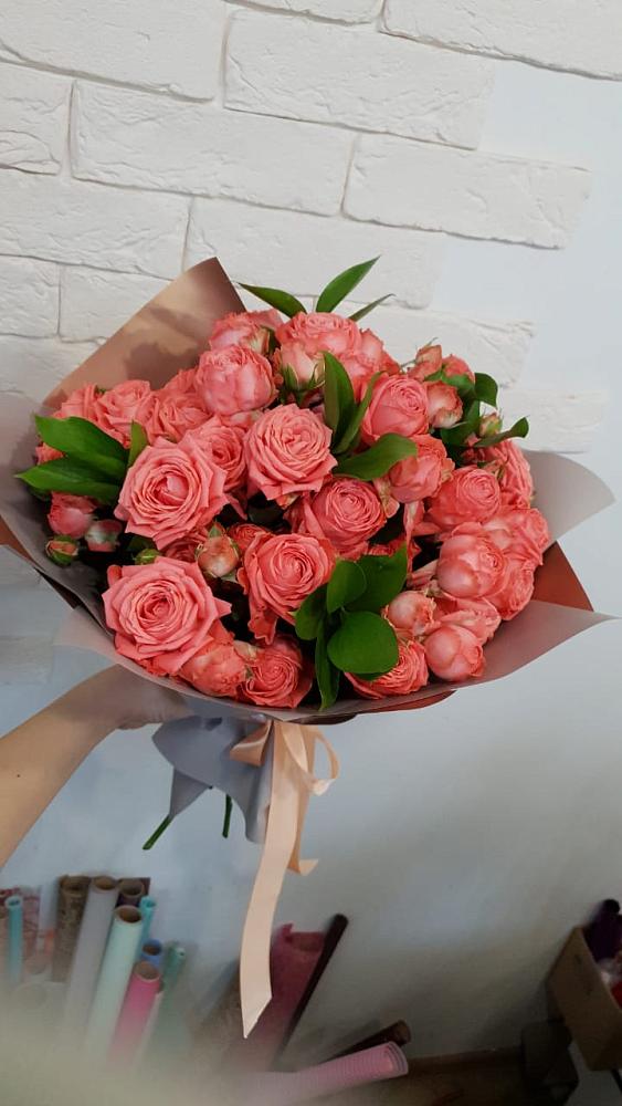 Букет цветов из: Розы в Приозерске