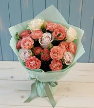 Букет цветов из:  Розы в Приозерске