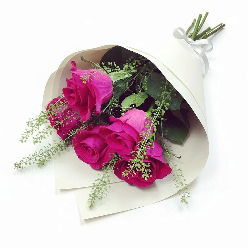 Букет цветов из: Розы в Приозерске