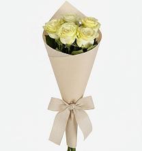 Букет цветов из:  Розы в Приозерске