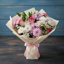 Букет цветов из:  Хризантемы, Альстромерии и Розы в Приозерске