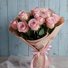 Букет цветов из:  Розы в Приозерске