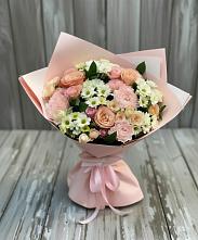 Букет цветов из:  Гвоздики, Розы и Хризантемы в Приозерске