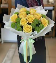Букет цветов из:  Хризантемы и Розы в Приозерске