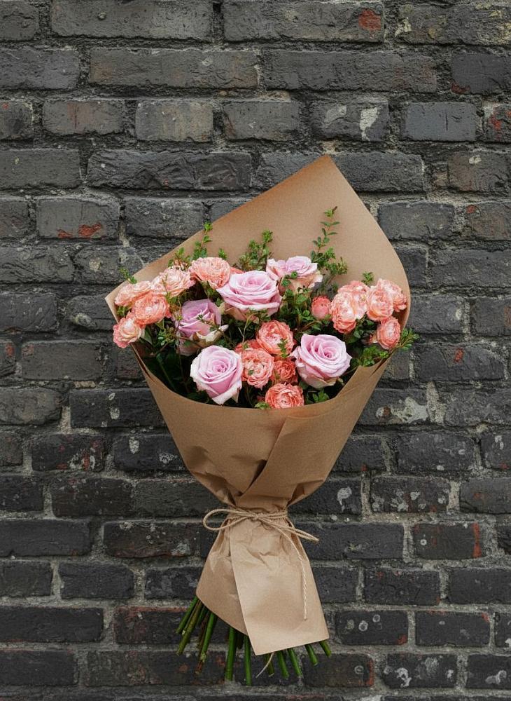 Букет цветов из: Розы в Приозерске