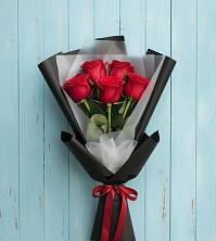 Букет цветов из:  Розы в Приозерске