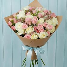Букет цветов из:  Розы в Приозерске